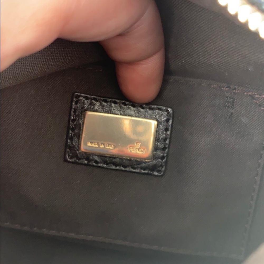 Mini Fendi bag - Picture 4 of 5